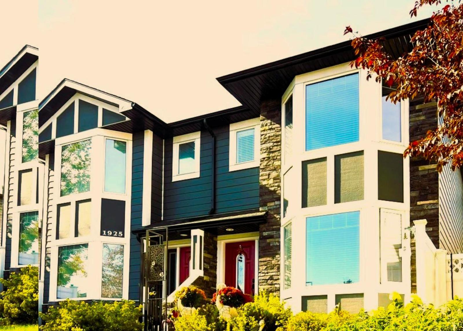 Lovely Comfy Home Private Bath In Central Calgary Bagian luar foto